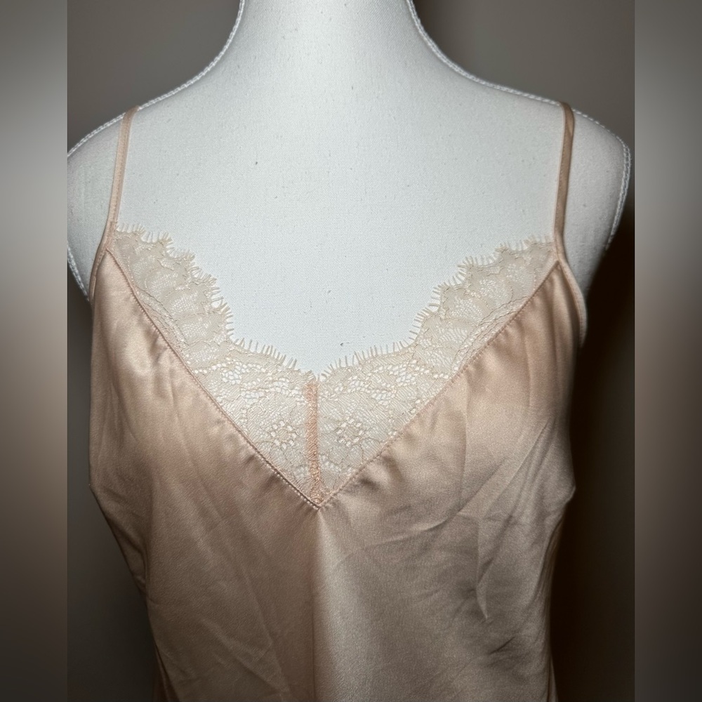 Victoria’s Secret Champagne cream Satin‎ Lace Trim Slip Dress Lingerie Style S - Picture 3 of 7